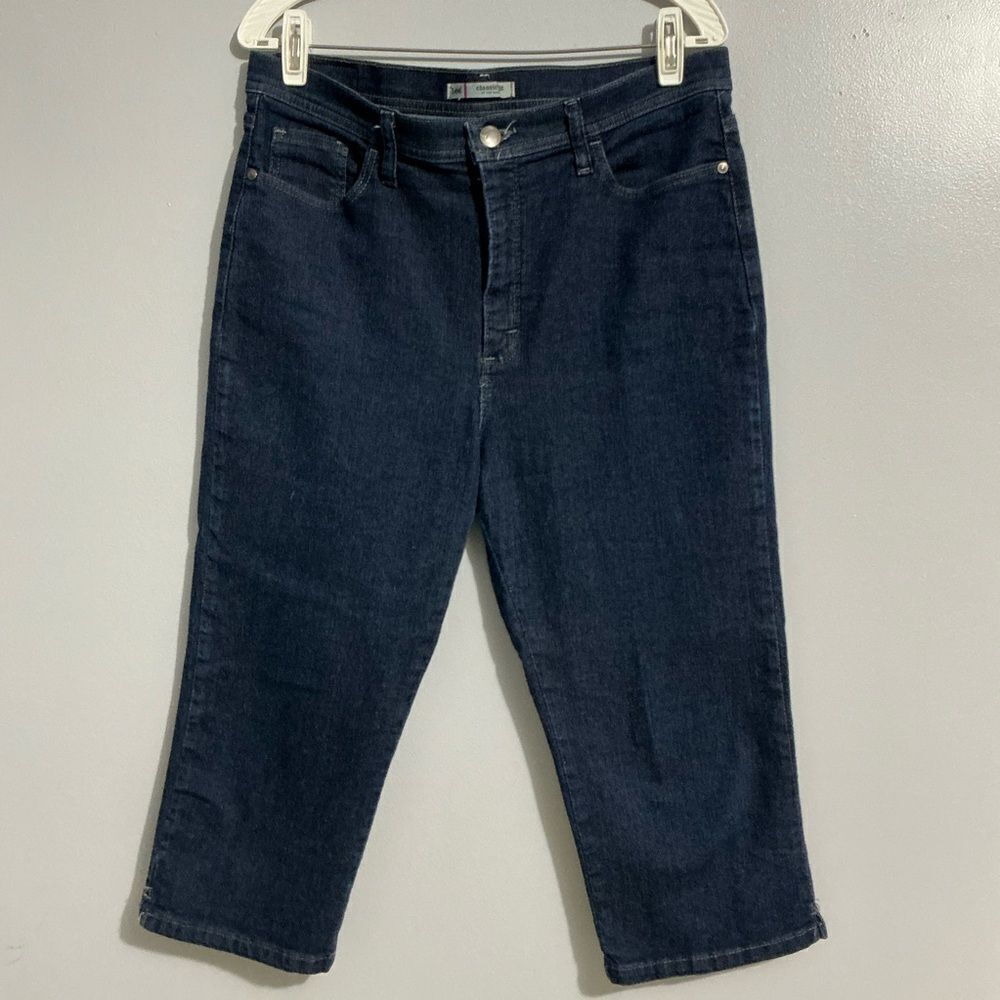 Lee Classic Fit Womens Size 14 Medium Straight Denim Blue Dark Wash Jeans